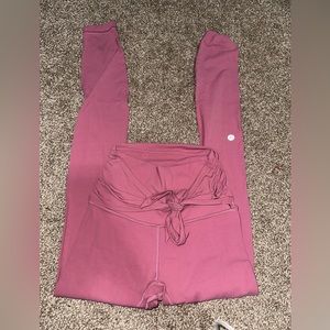 Lululemon pink align leggings